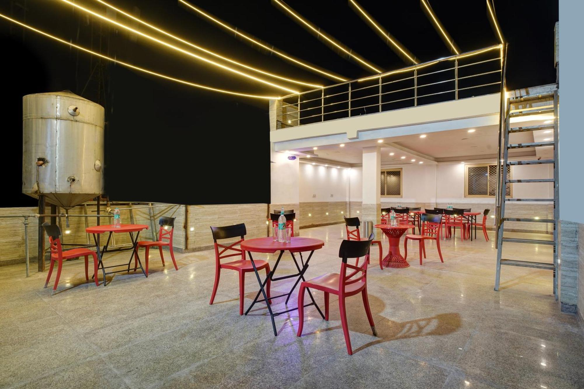 The Hindustan International - Traveller'S Choice Award 2025 Best Of Best Winning Hotel New Delhi Bagian luar foto