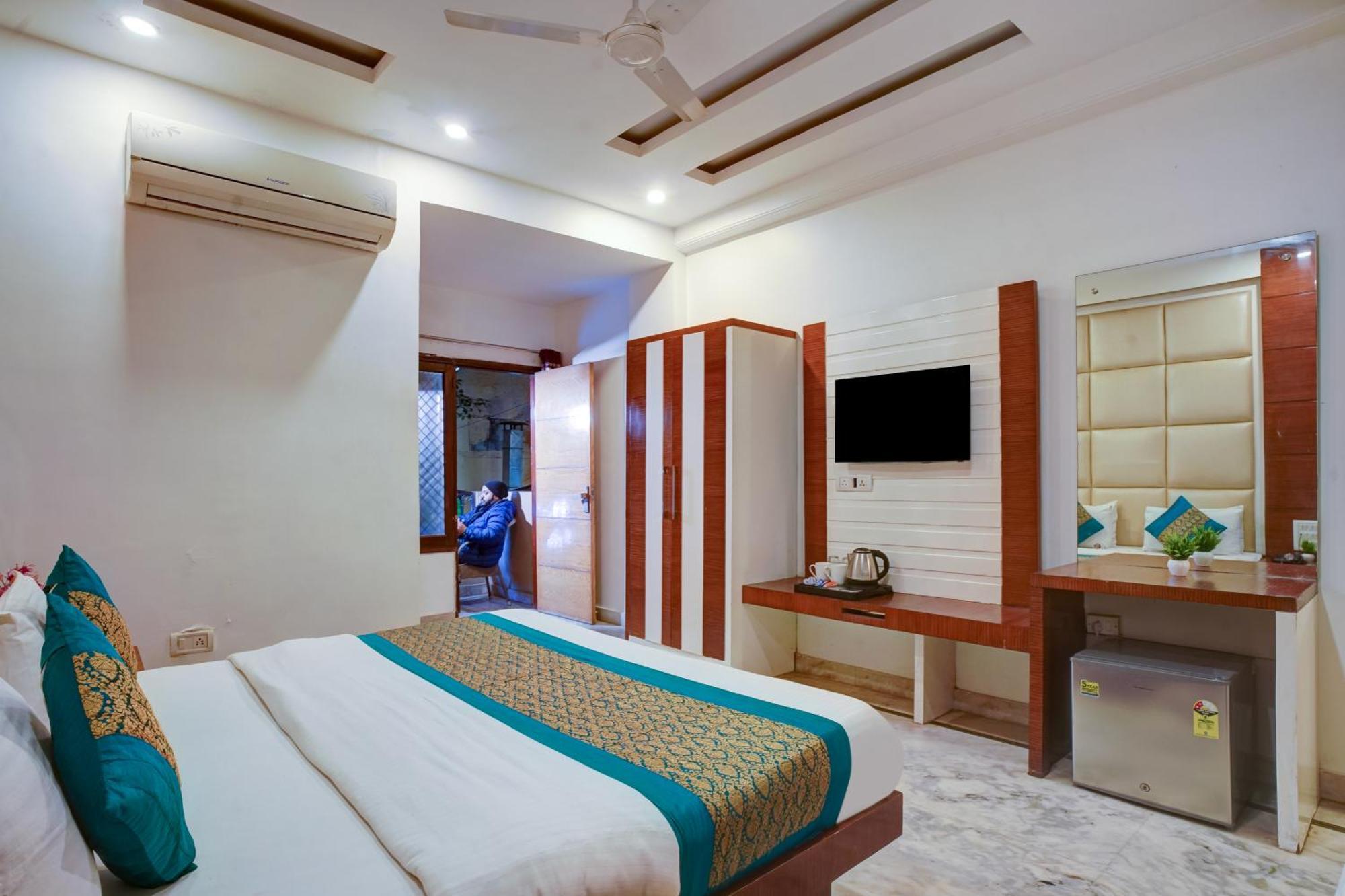 The Hindustan International - Traveller'S Choice Award 2025 Best Of Best Winning Hotel New Delhi Bagian luar foto