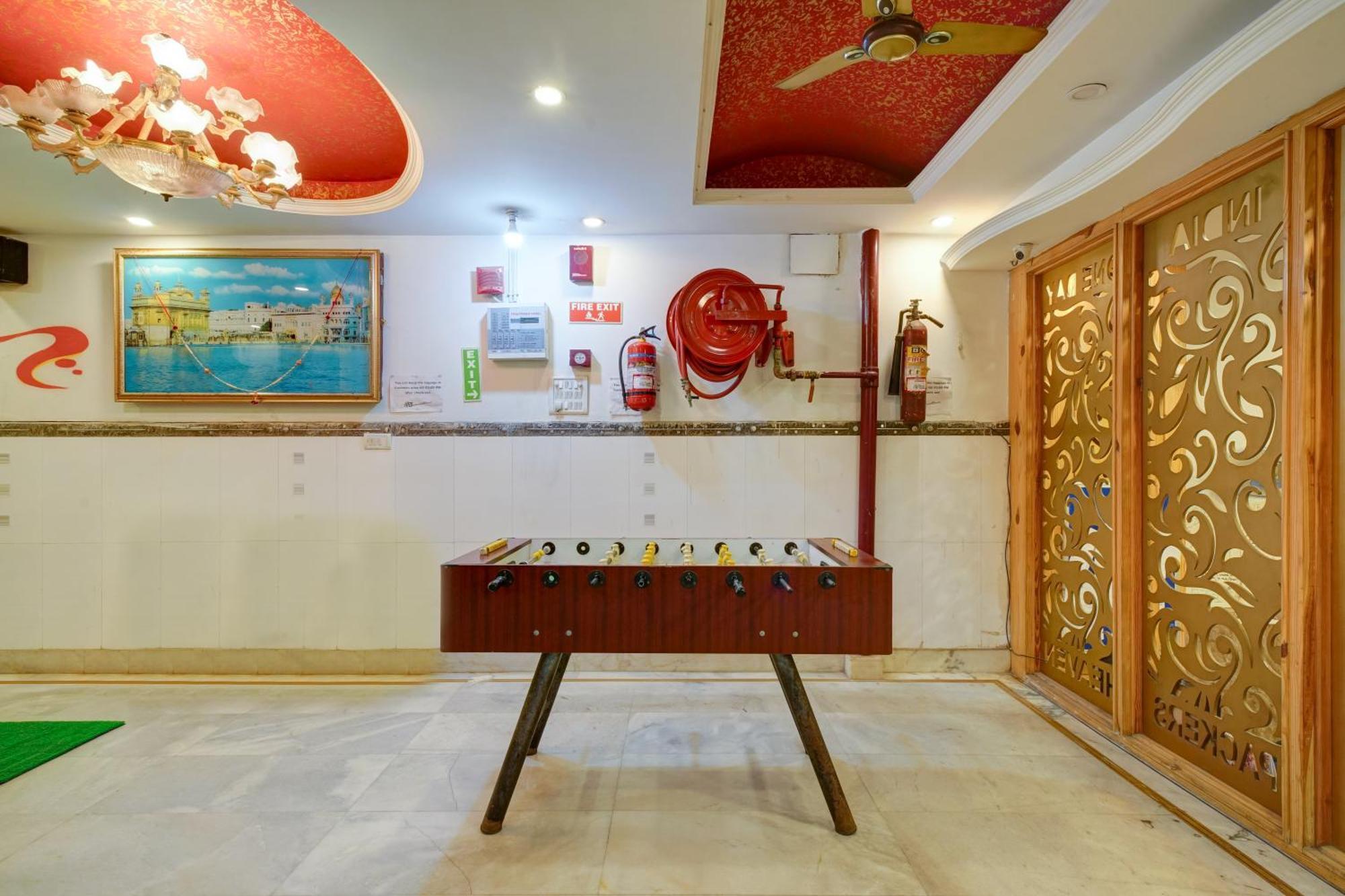 The Hindustan International - Traveller'S Choice Award 2025 Best Of Best Winning Hotel New Delhi Bagian luar foto