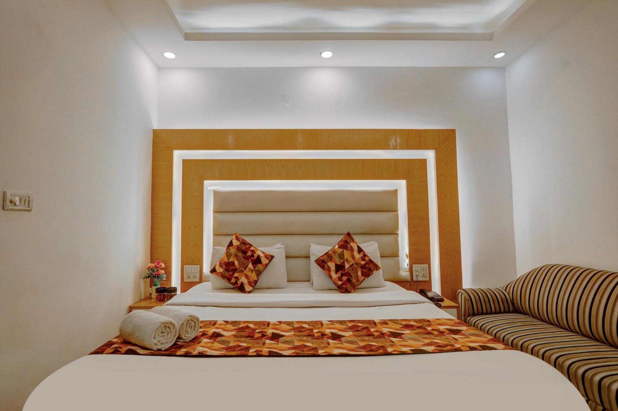 The Hindustan International - Traveller'S Choice Award 2025 Best Of Best Winning Hotel New Delhi Bagian luar foto