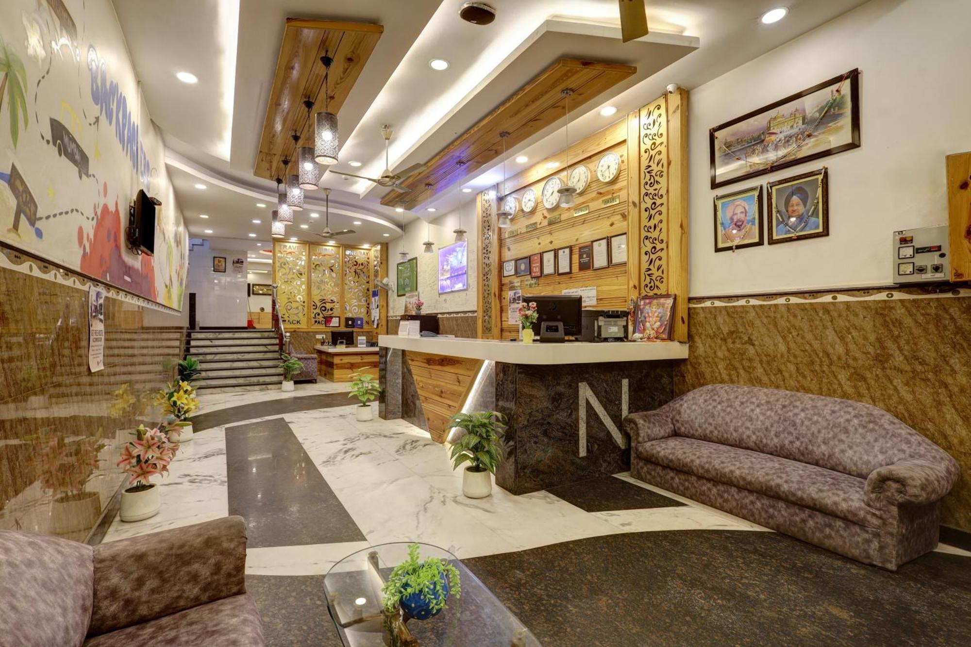 The Hindustan International - Traveller'S Choice Award 2025 Best Of Best Winning Hotel New Delhi Bagian luar foto