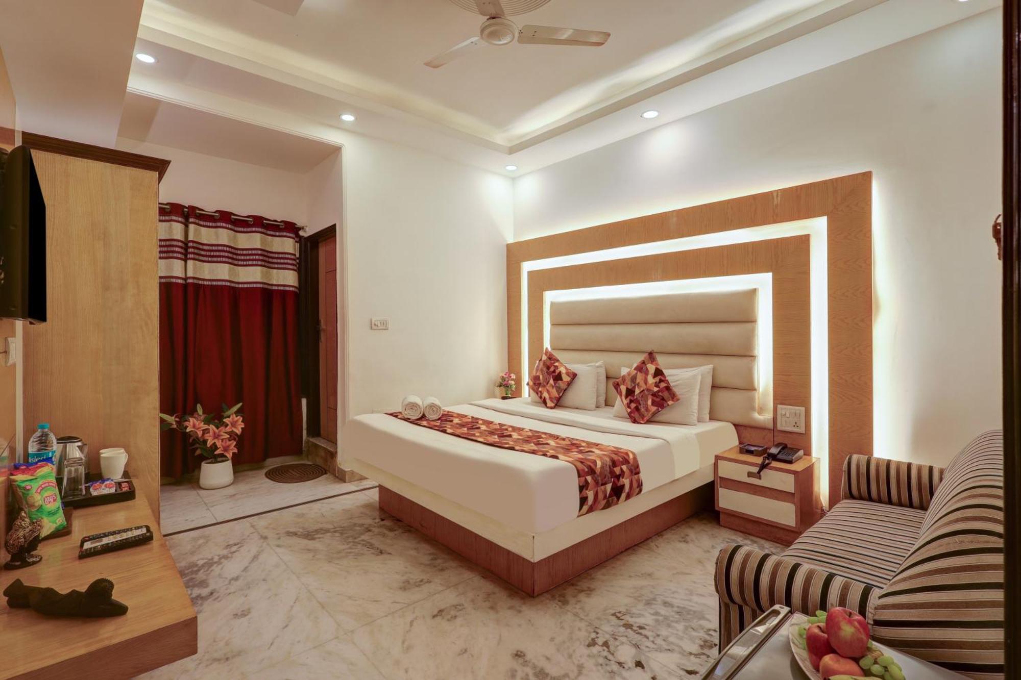 The Hindustan International - Traveller'S Choice Award 2025 Best Of Best Winning Hotel New Delhi Bagian luar foto