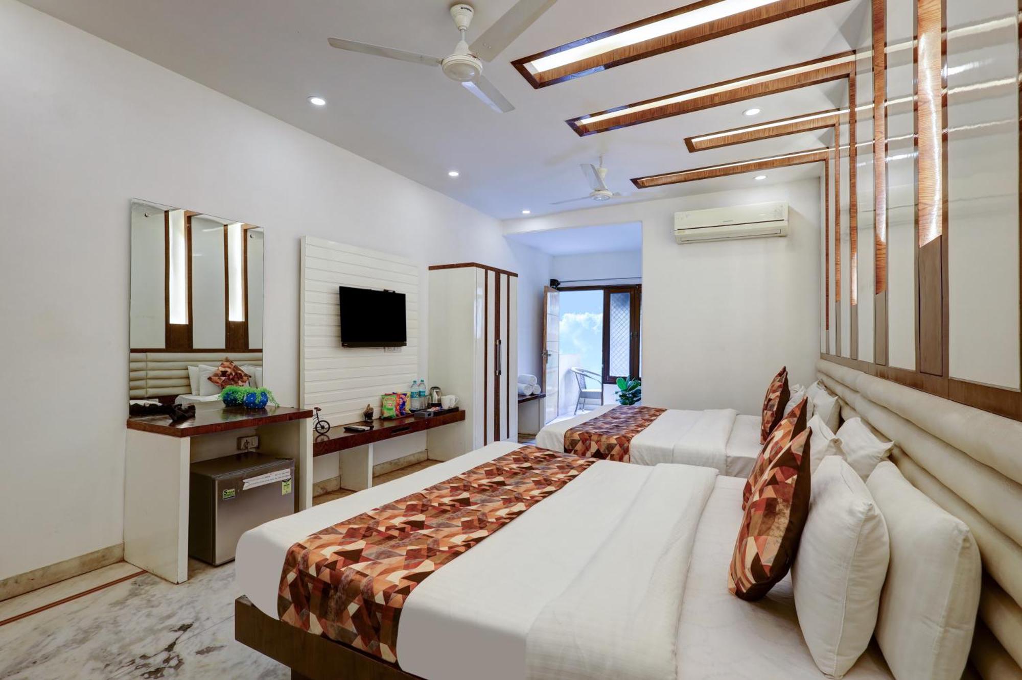 The Hindustan International - Traveller'S Choice Award 2025 Best Of Best Winning Hotel New Delhi Bagian luar foto