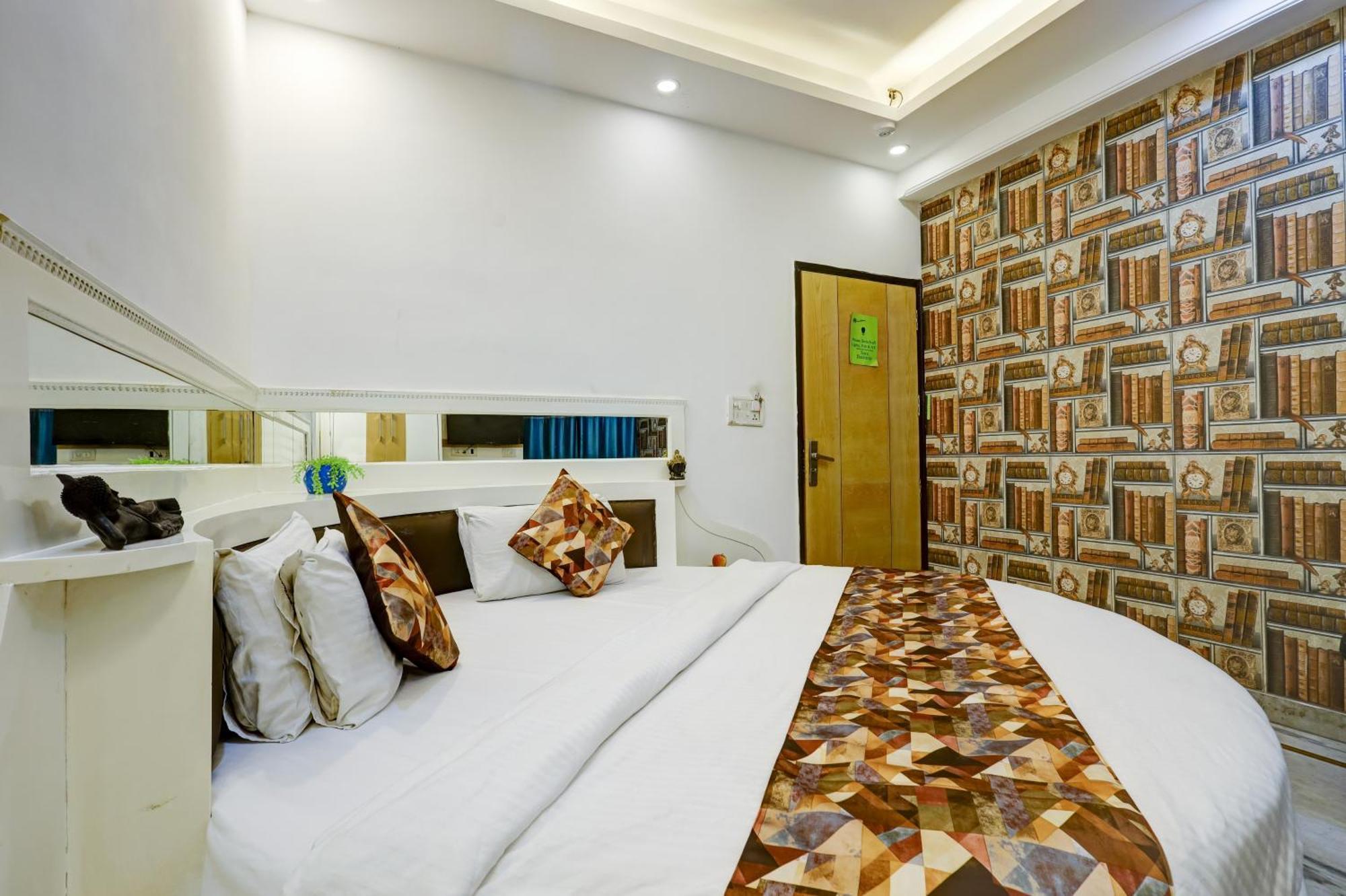 The Hindustan International - Traveller'S Choice Award 2025 Best Of Best Winning Hotel New Delhi Bagian luar foto